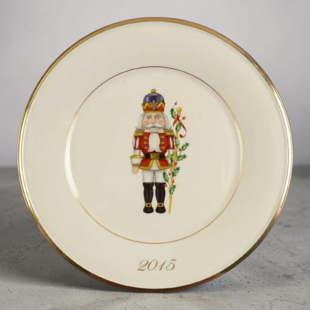 Lenox Annual HOLIDAY American By Design Accent Luncheon Plate Toy Soldier 2015